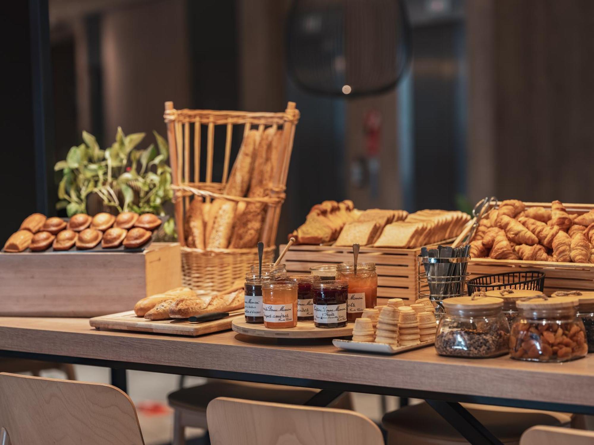 Ibis Paris Gare Montparnasse Catalogne 호텔 외부 사진